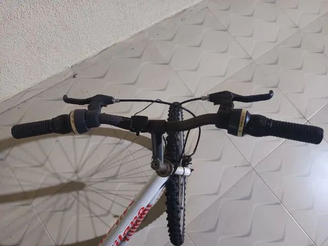 Bicicleta aro 26 - Foto 3