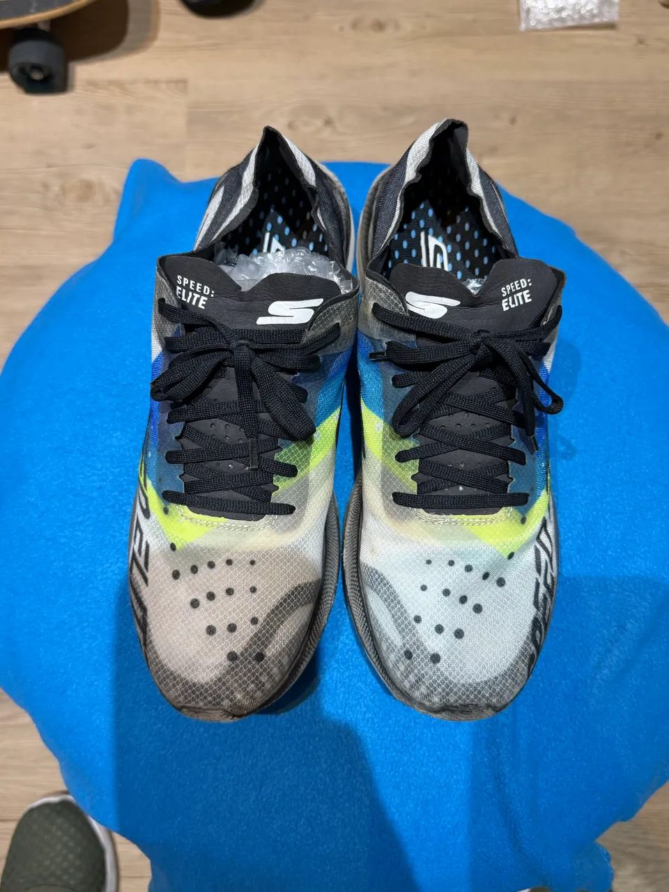 Tênis de corrida profissional Skechers com placa de carbono importado exclusivo pouco uso - Foto 4
