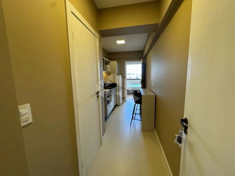 Studio mobiliado para alugar com 35m² e vaga de garagem no Santa Mônica, Florianópolis