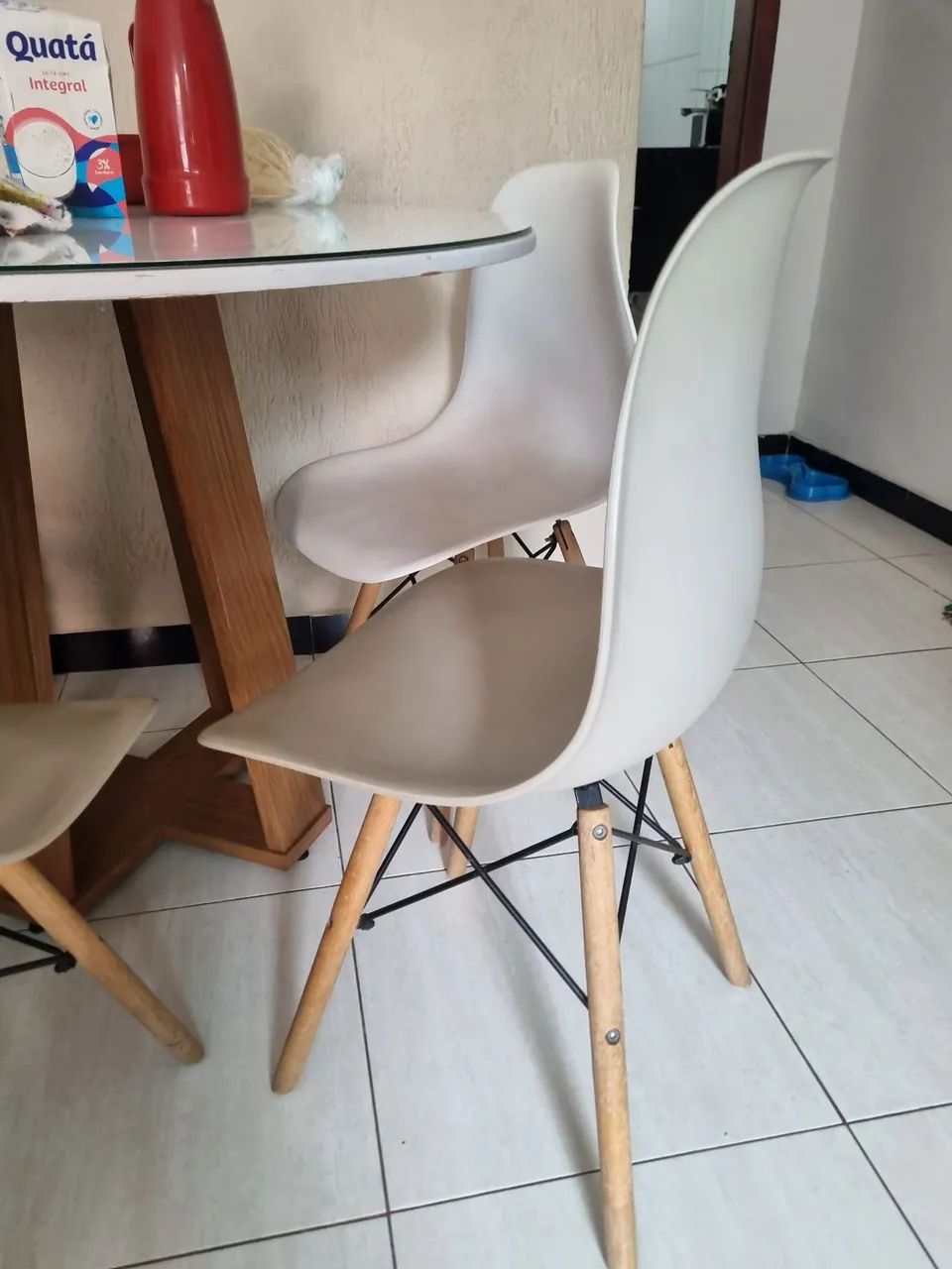 4 CADEIRAS PARA MESA DE JANTAR - Foto 3