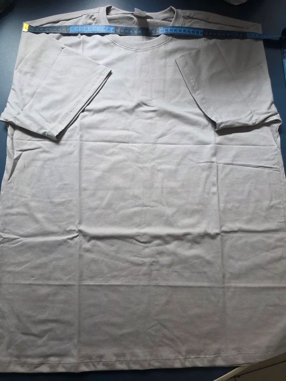 Camisa de algodão cinza prata