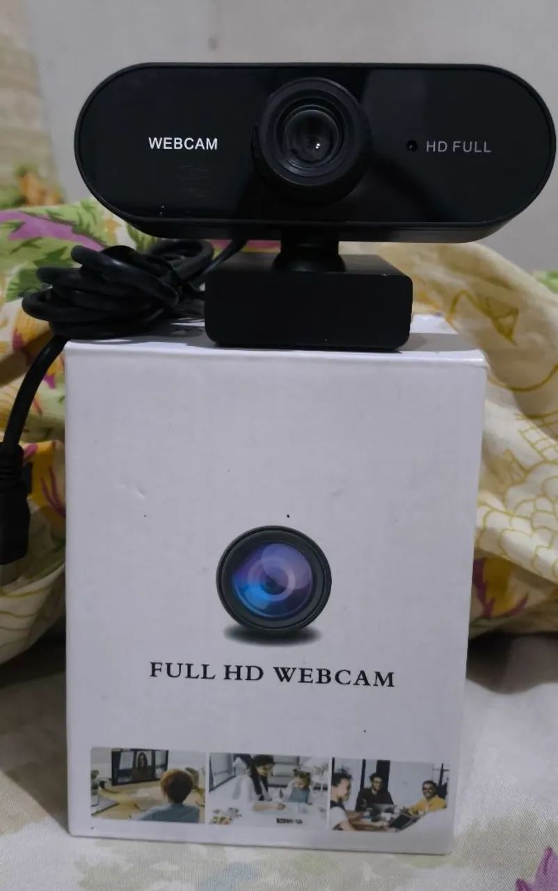 Webcam Full HD com entrada USB - R$ 90,00
