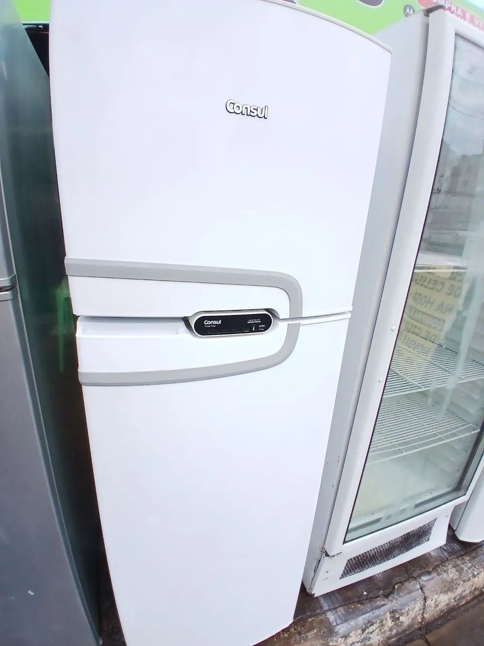 Geladeiras 950,00  cada - Foto 4