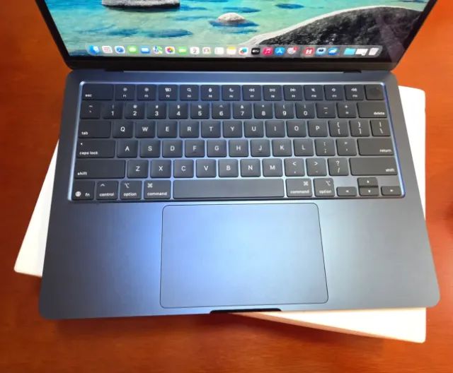 Macbook M4 - 256GB 16RAM - Midnight - Impecável  - Foto 2