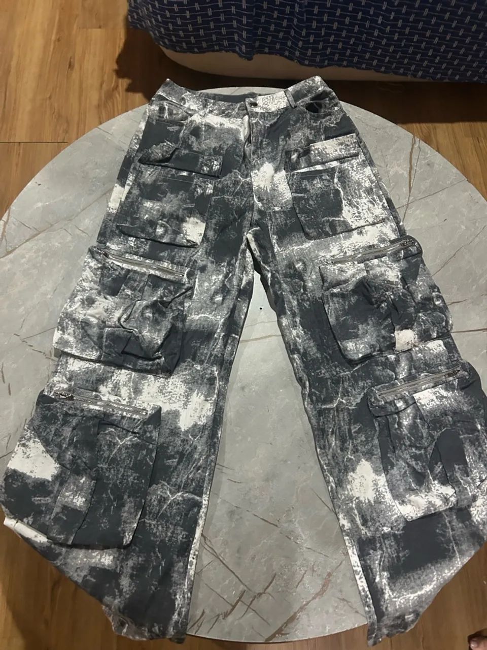Calça wideleg cargo