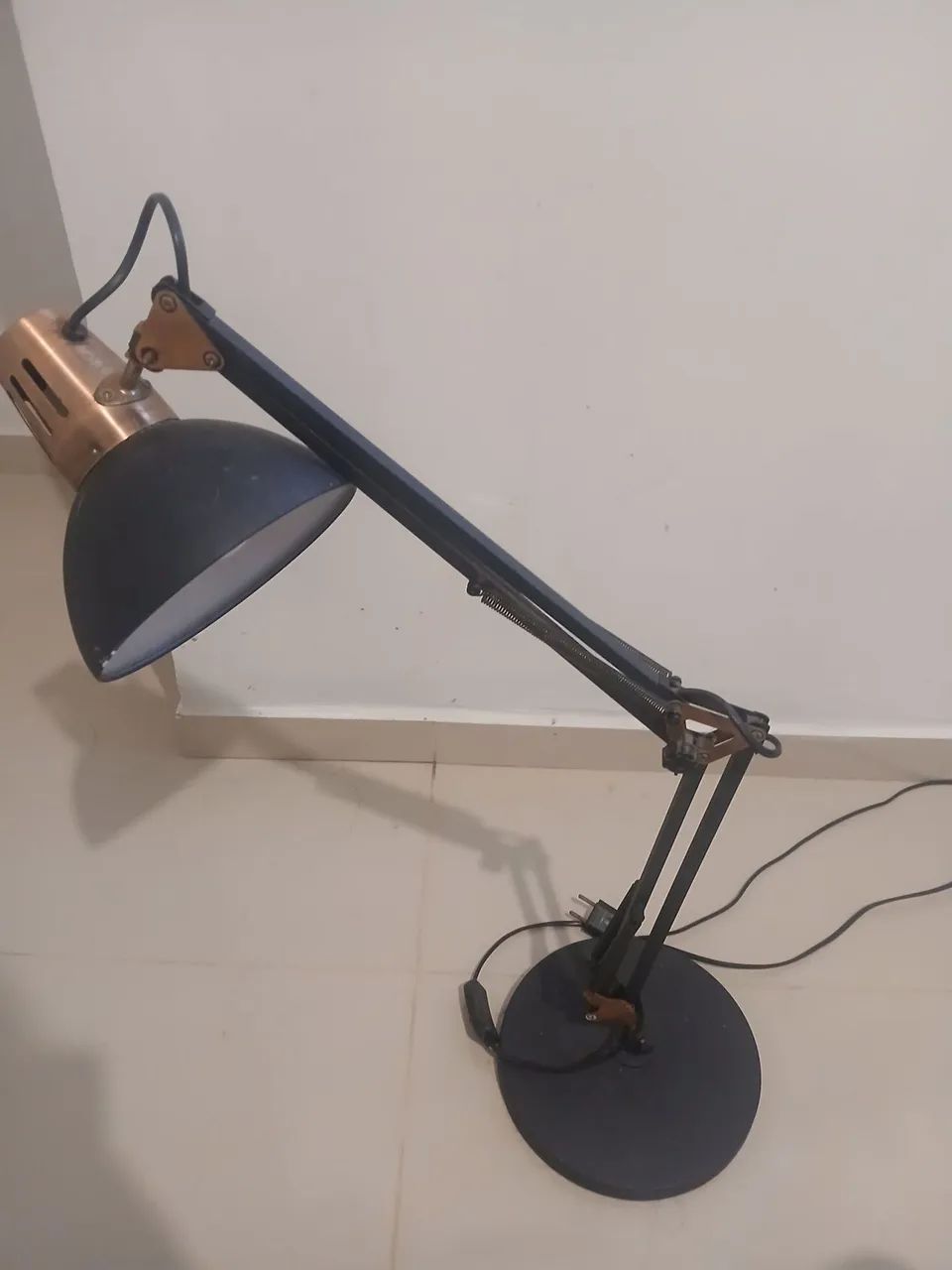 Luminária de mesa - Foto 2
