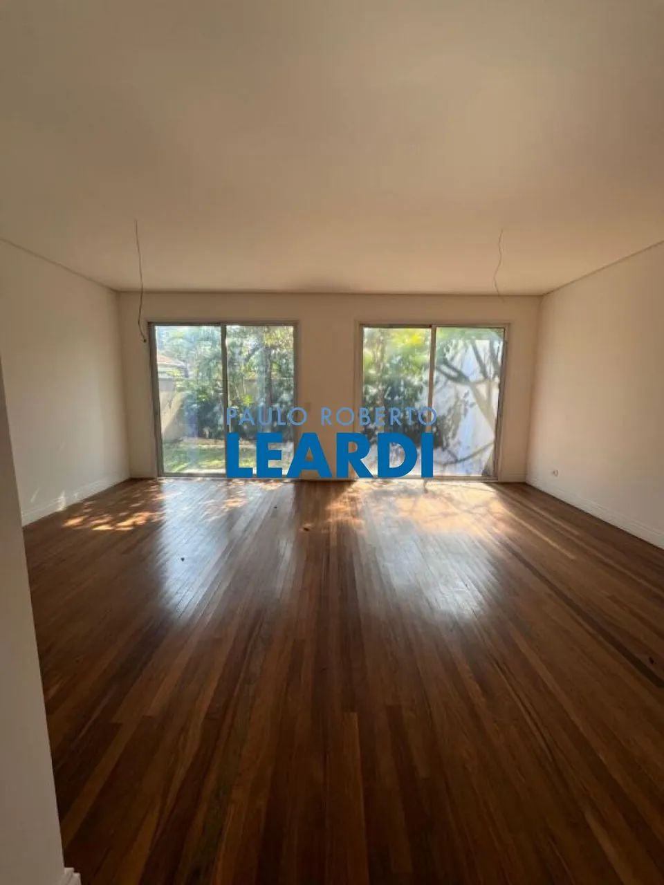 CASA EM CONDOMÍNIO - REAL PARQUE - SP