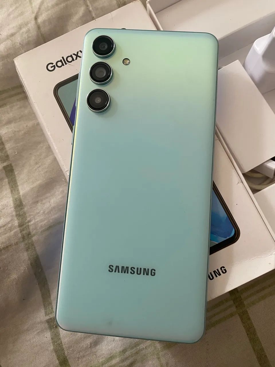 Samsung M55 5g - Foto 2