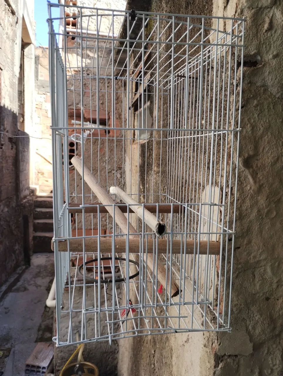 Gaiola pouco tempo de uso - Foto 2