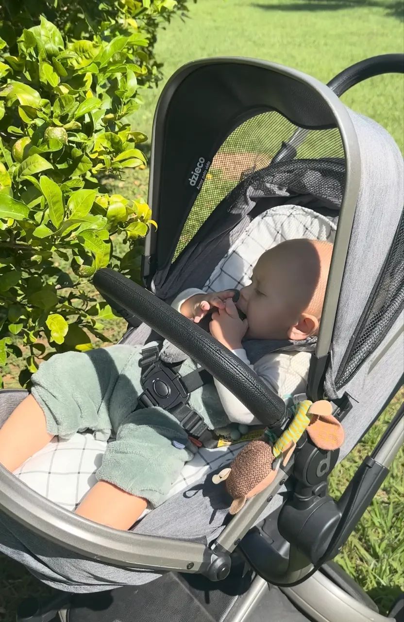 Carrinho de Bebê + Bebê Conforto Dzieco - Foto 4