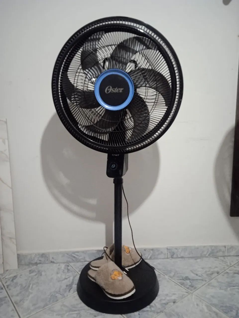 Ventilador de pé 