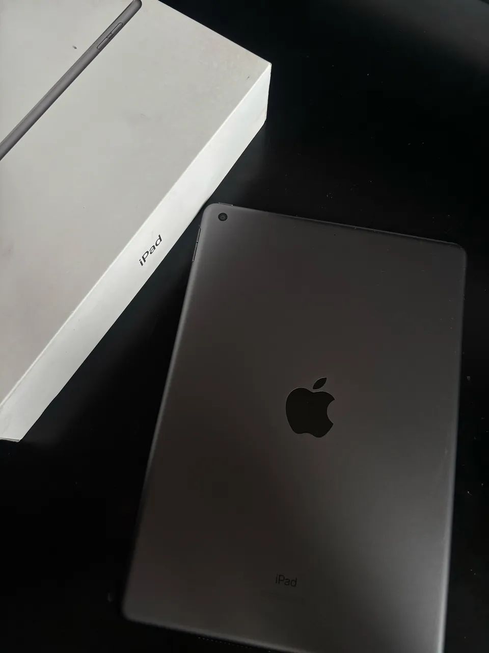 iPad 8ª Geração 32GB Wi-Fi com Caixa, Nota e Carregador - Foto 3