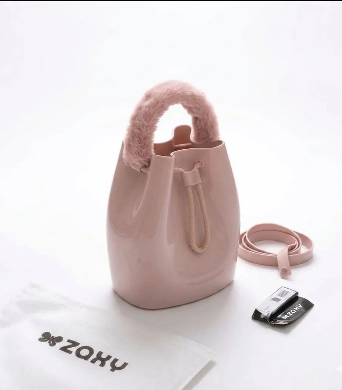 Bolsa Zaxy estilo melissa 