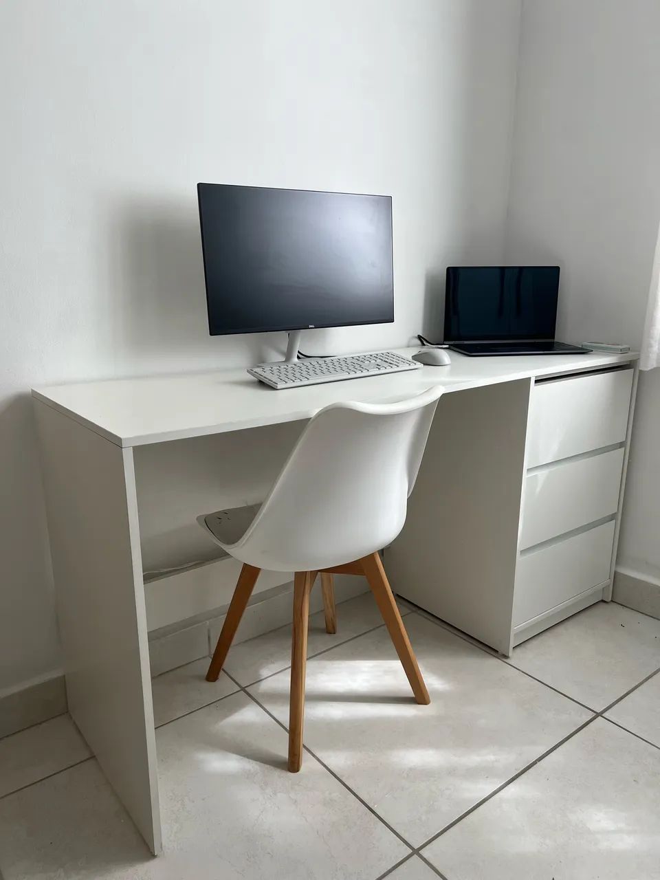 Escrivaninha 100% MDF - Projetada 
