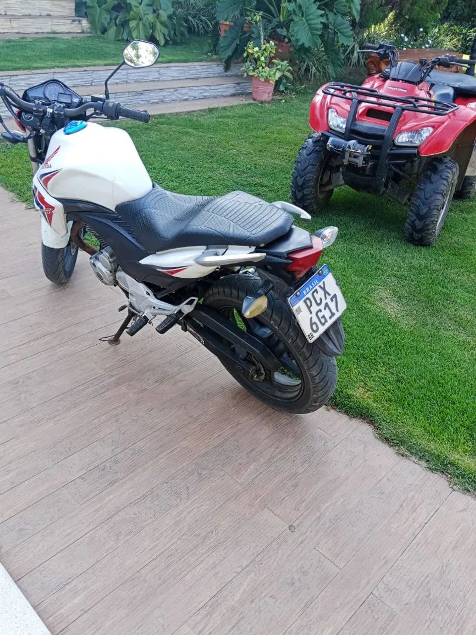 CB 300 - Foto 3