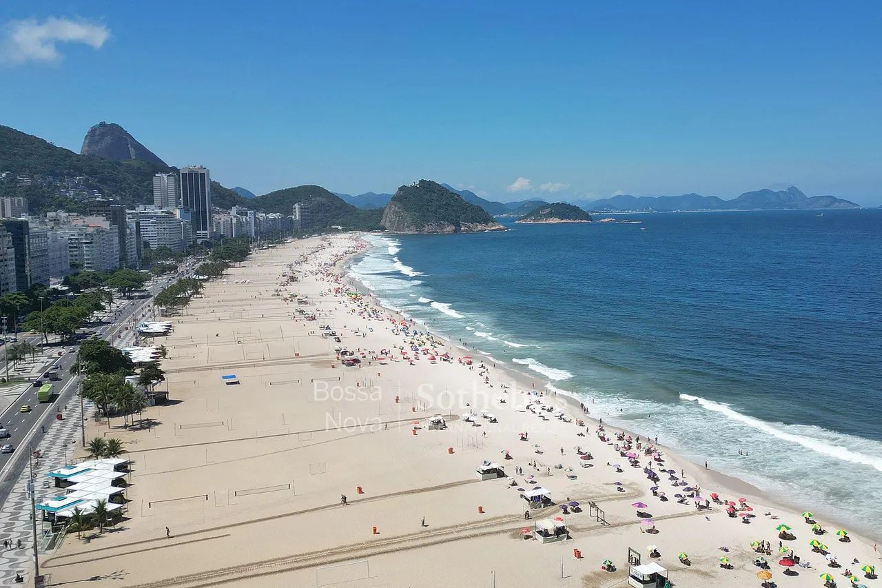 Uma cobertura estilo casa, triplex frente Mar - Foto 5