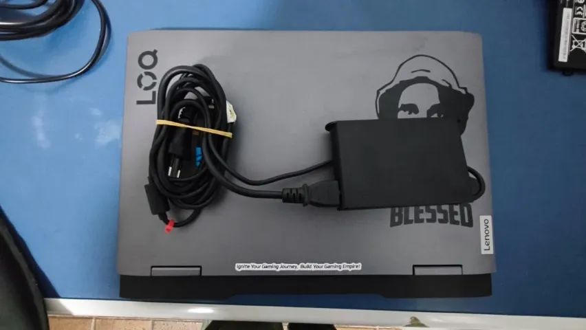 Notebook LOQ (Defeito)