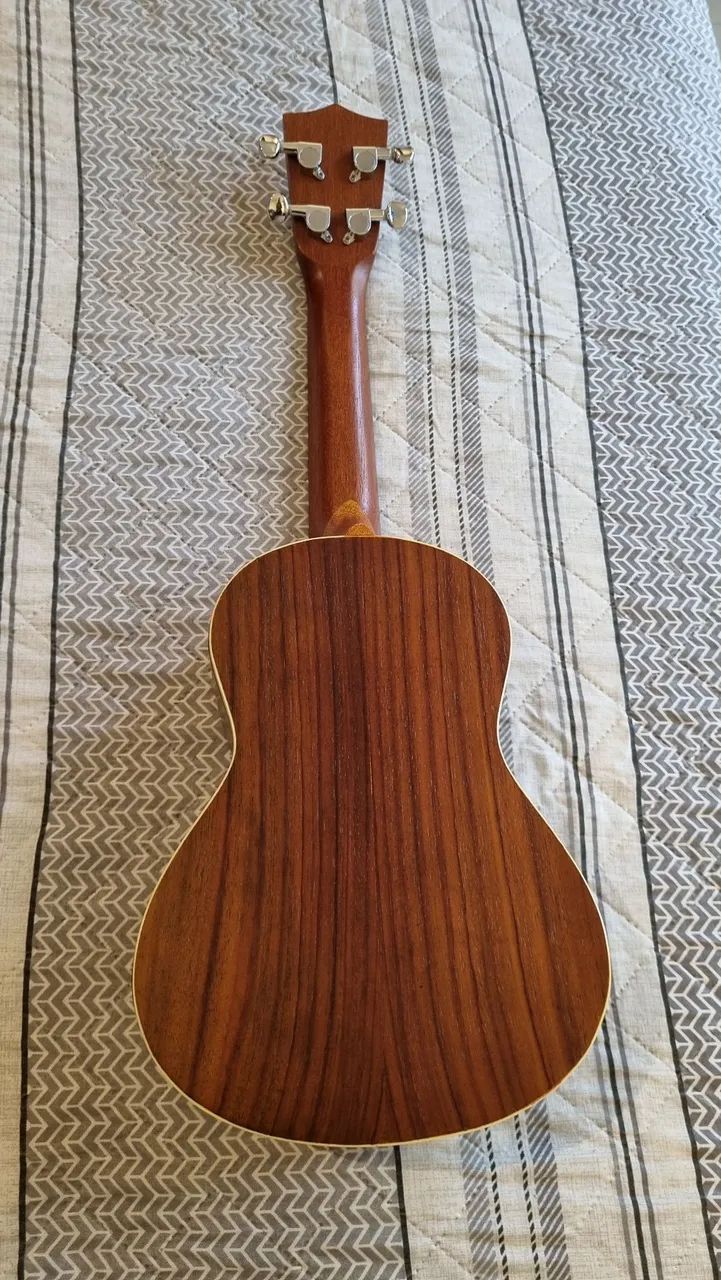 Ukulele Shelby - Foto 3