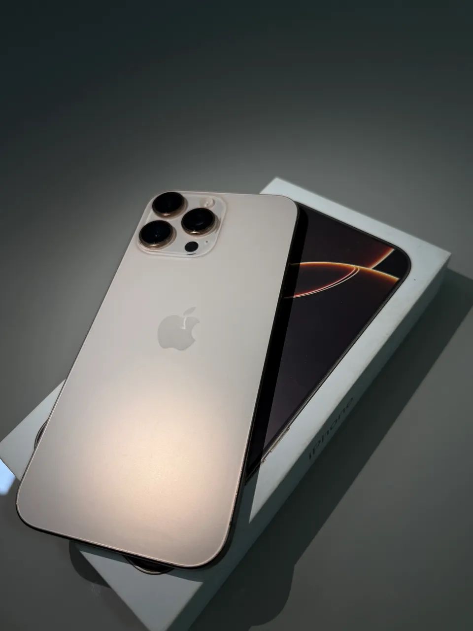 iPhone 16 Pro Max 256GB - Desert Titanium | Semi Novo - Foto 3