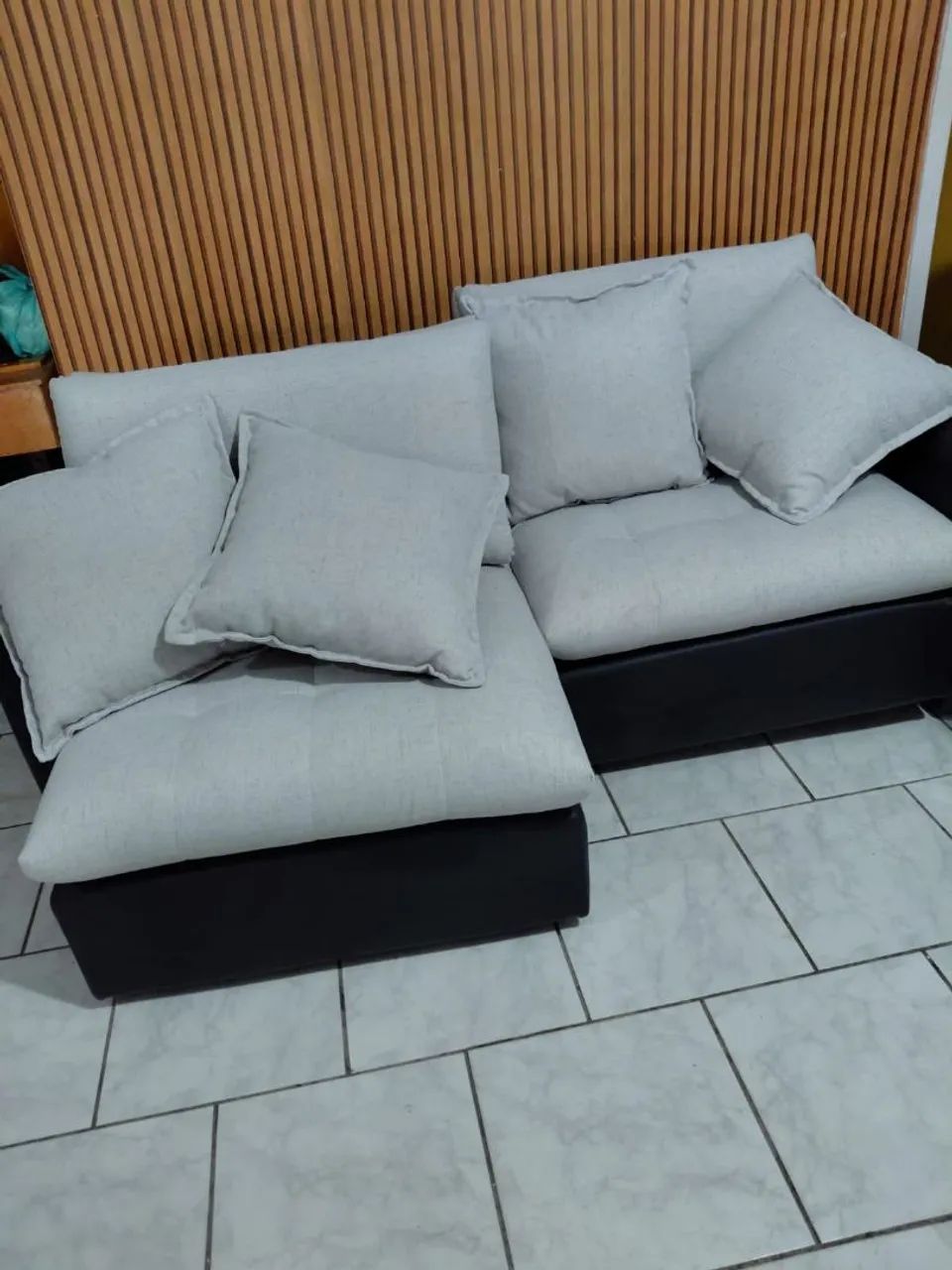 Sofá Lamborguini 2metros semi novo ENTREGO  - Foto 4