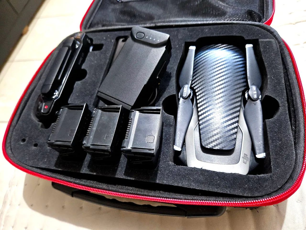 Kit com 3 drones da dji todos com combo fly more