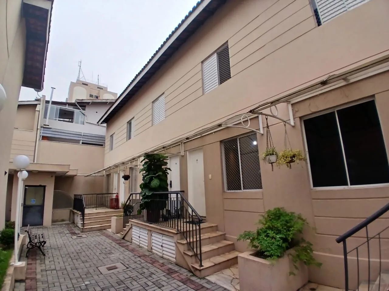 Casa em condomínio com 2 quartos e 2 vagas FL43 - Foto 3