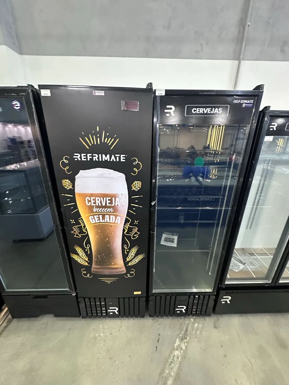 Expositor porta de vidro cervejeira 570 litros refrimate 