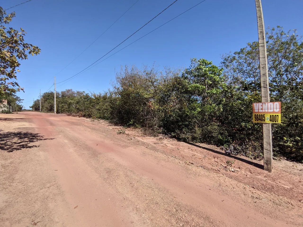 Lote em condomínio com acesso ao lago 