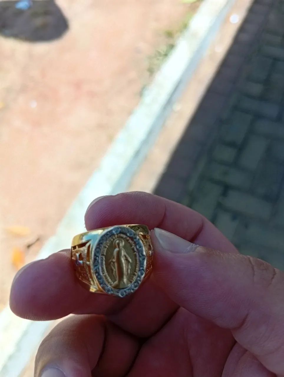 Anel banhado a ouro - Foto 2