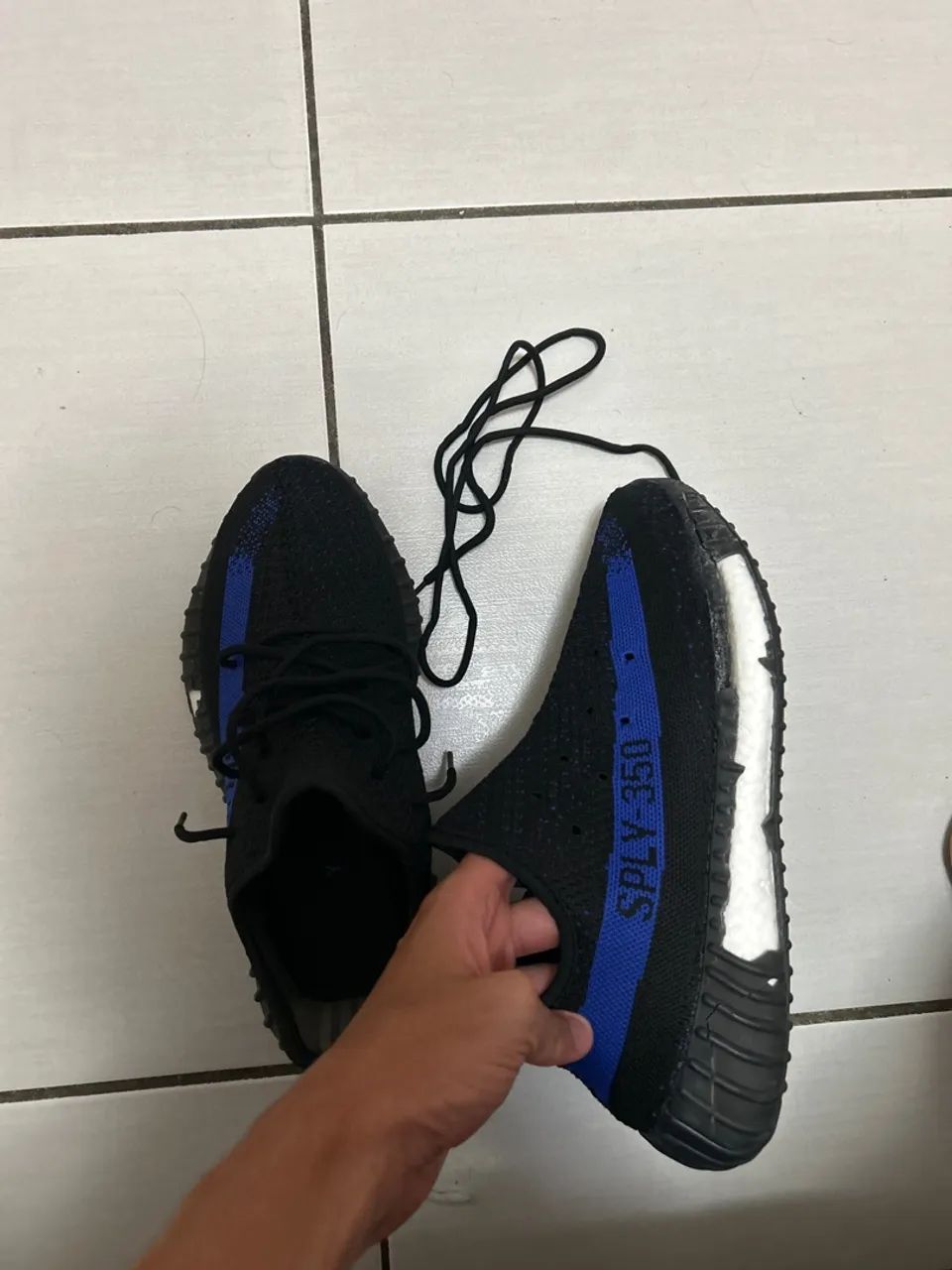 Yeezy NOVO / danificado a sola!! - Foto 3