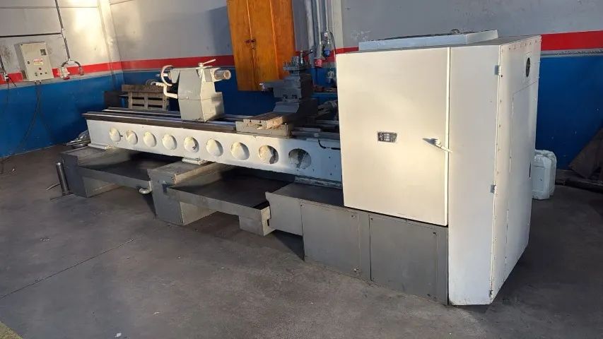 Torno mecanico Nardini - 800x3000mm - Foto 5