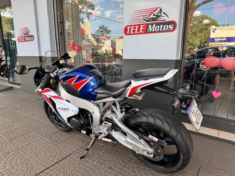 HONDA CBR 1000RR FIREBLADE 2011 - Foto 5