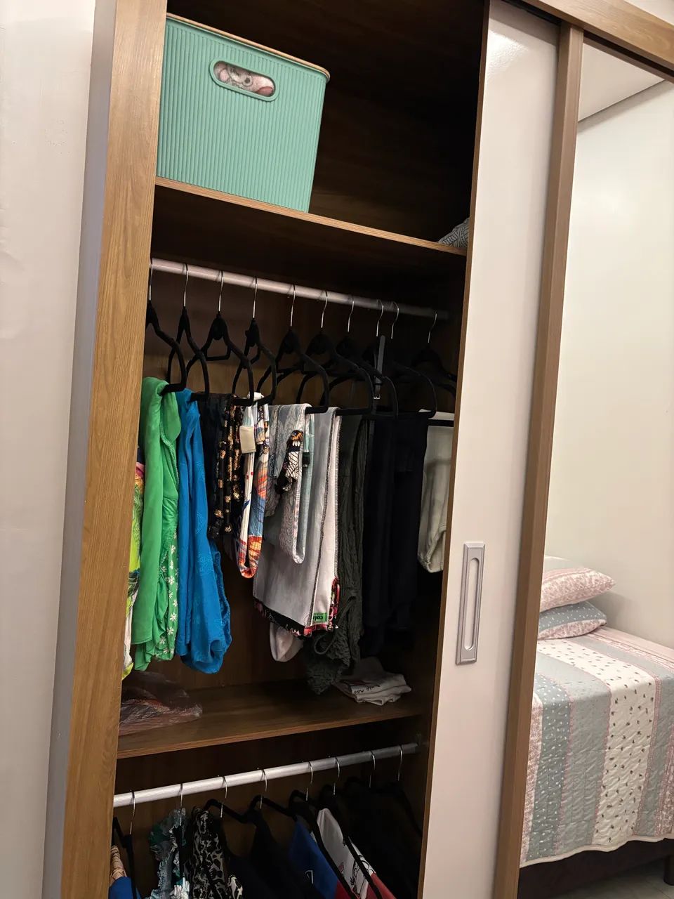 Guarda roupa três portas de correr c/ espelho - Foto 5