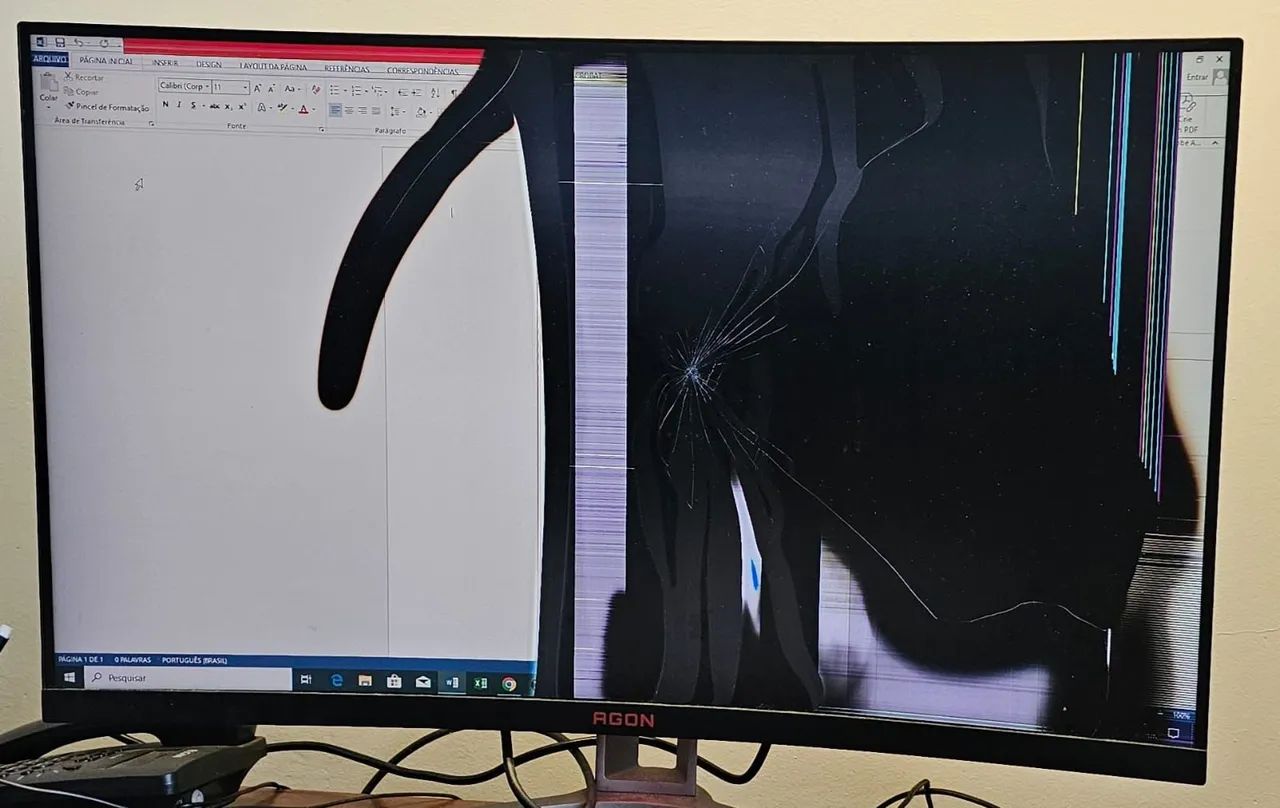 Monitor AOC 32" tela curva trincada  - Foto 2