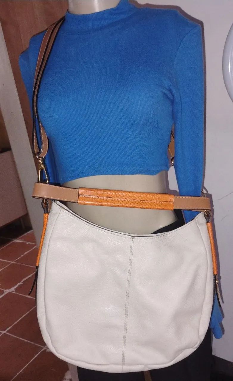 Bolsa de Couro Bella Original em perfeito estado  - Foto 2