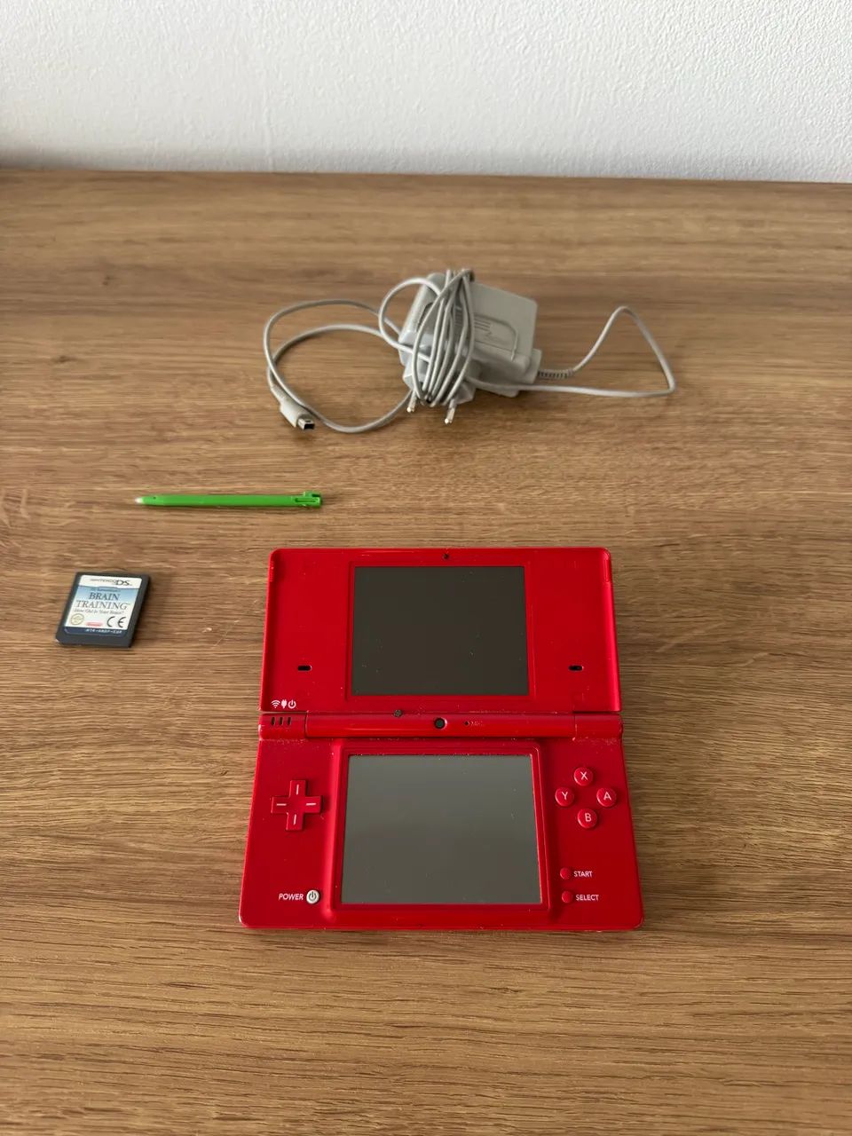 Nintendo DSi com um jogo