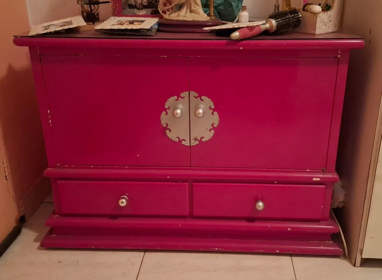 Cômoda estilo Chinese Cabinet Red