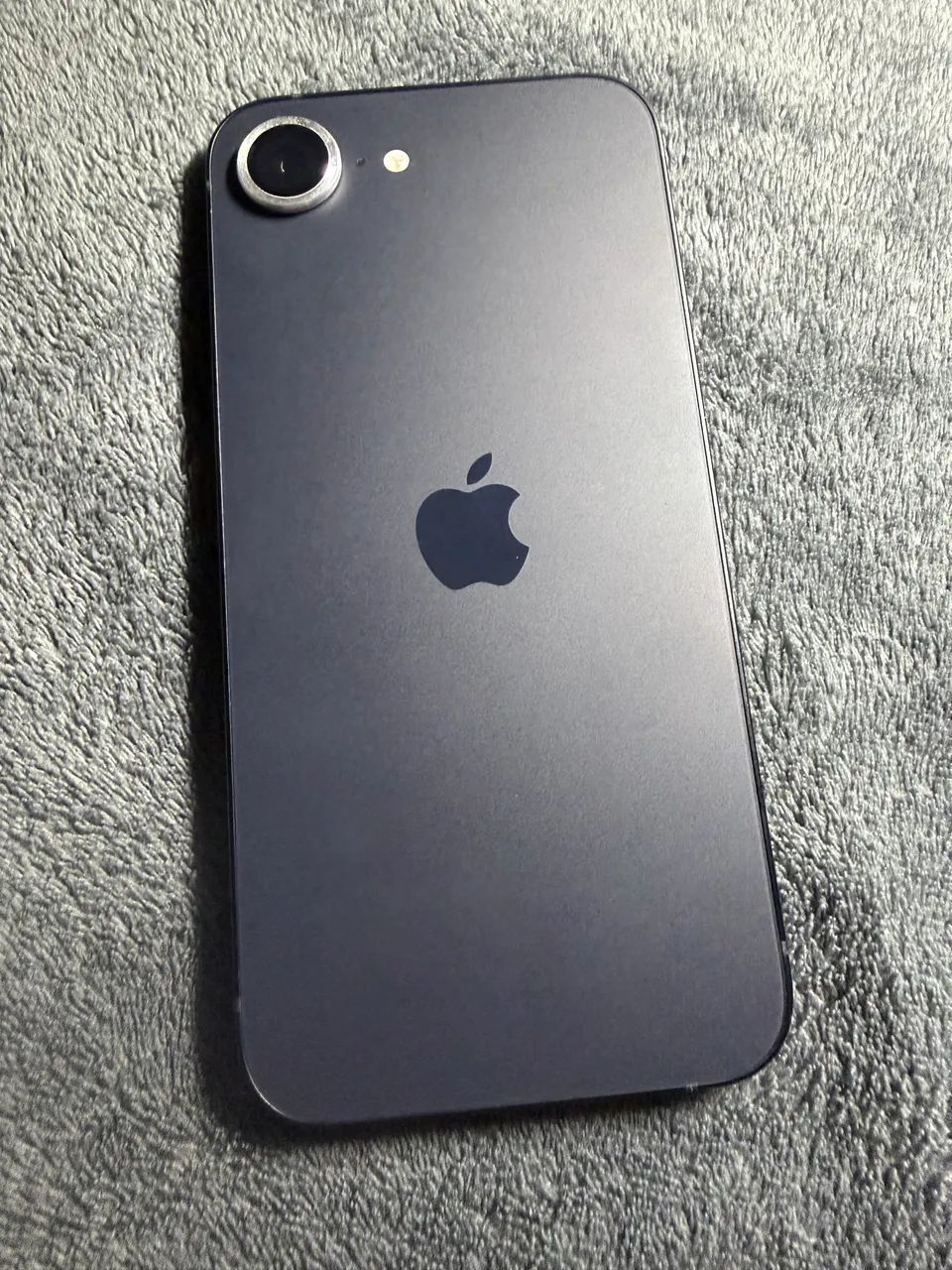 iPhone 16E 128GB  - Garantia Ilimitada Apple até 01/12/2026 - Foto 3