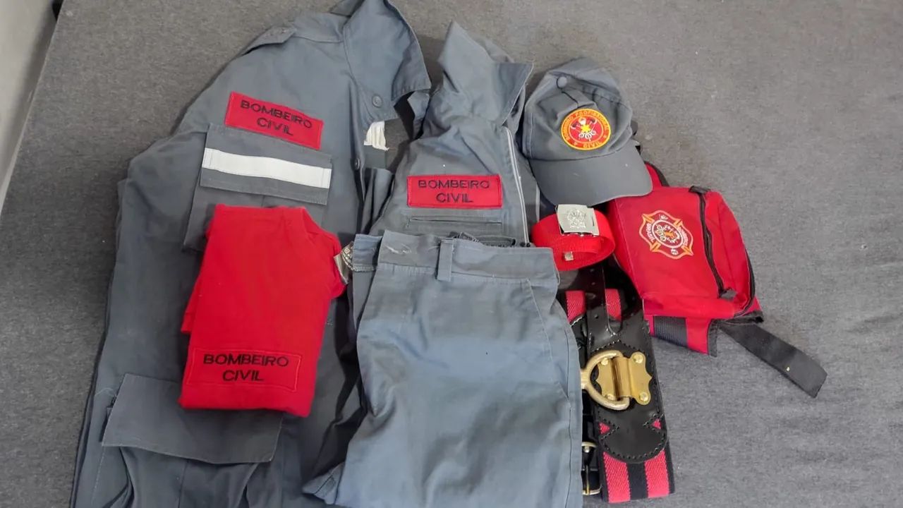 Roupa de bombeiro civil  - Foto 2
