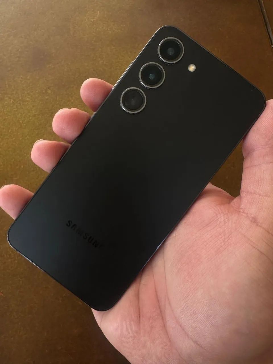 S23 Plus 256gb, 8gb de ram.