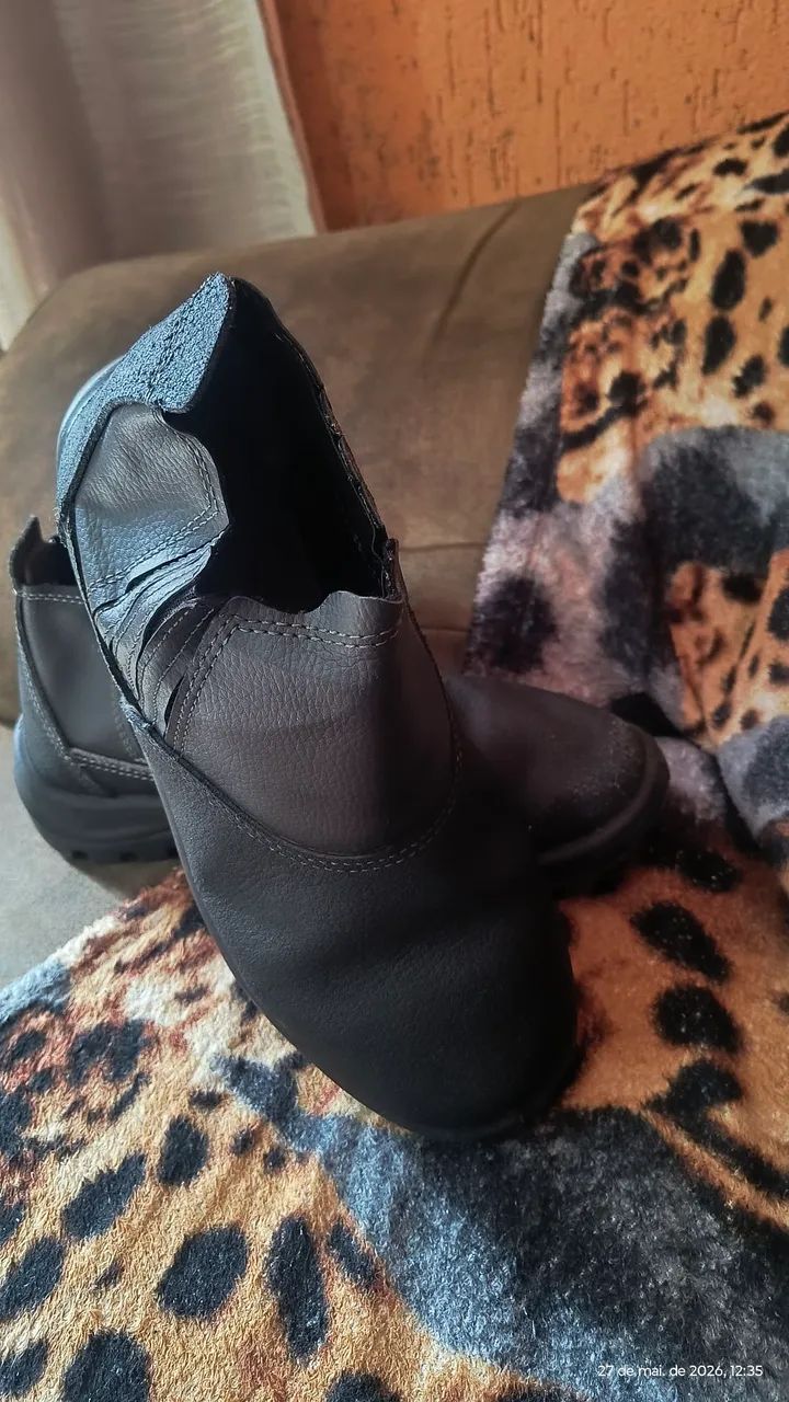Bota de segurança tamanho 43 