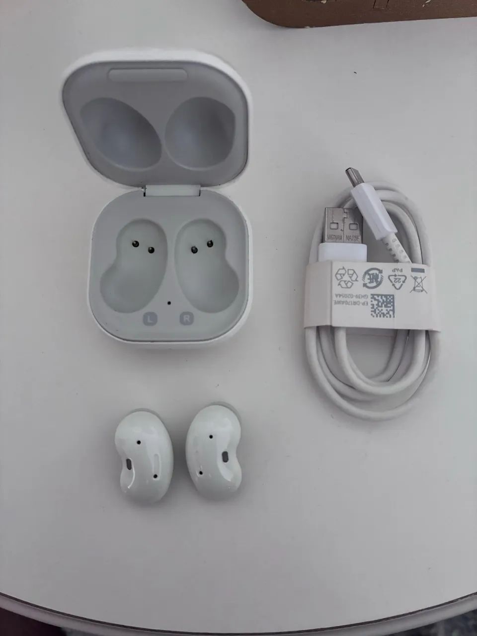 Galaxy Buds Live (2020) - Perfeito Estado - Fones de Ouvido