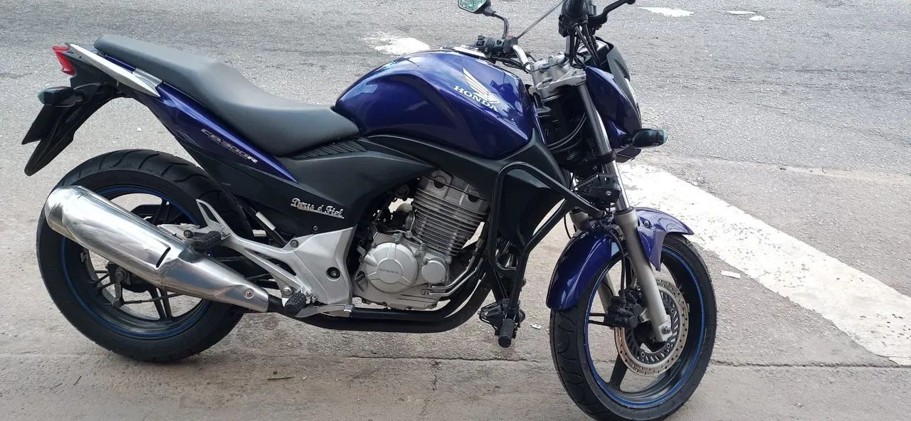 Cb 300 2011 - Foto 3