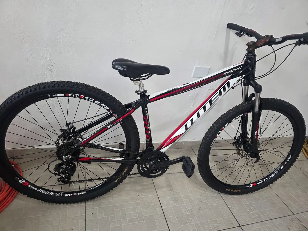 BICICLETA TOTEM ARO 29