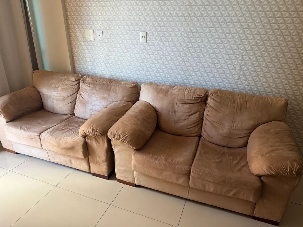 Vendo 2 Sofás de 2 lugares cada  - Foto 2