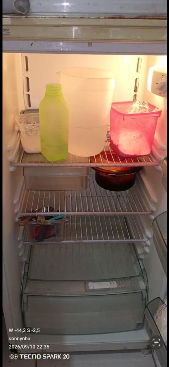 Vendo geladeira até 400 - Foto 2
