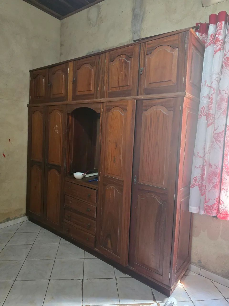 Guarda roupa de madeira - Foto 4