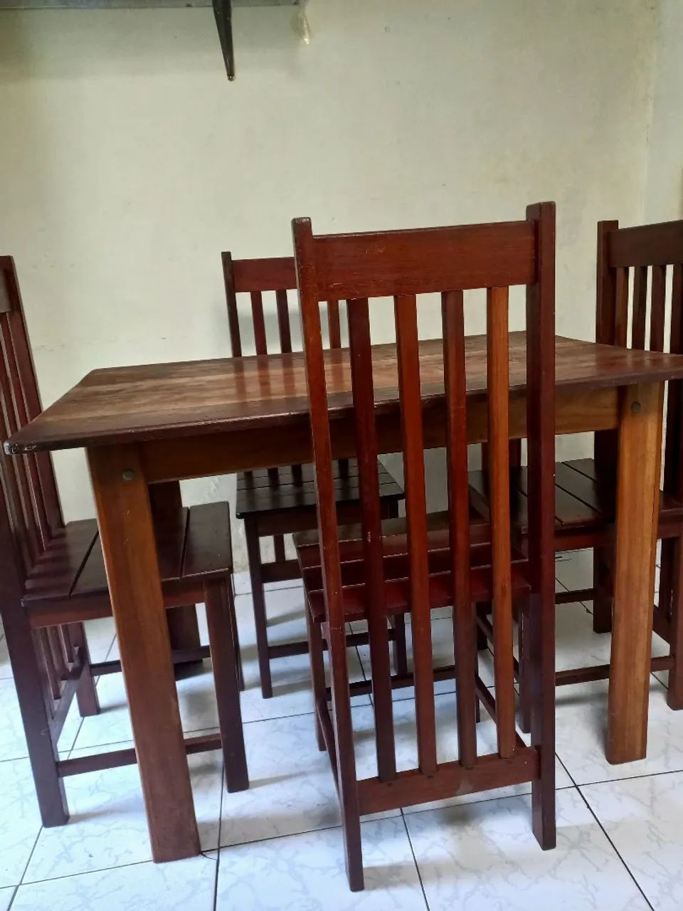 MESA 4 CADEIRAS