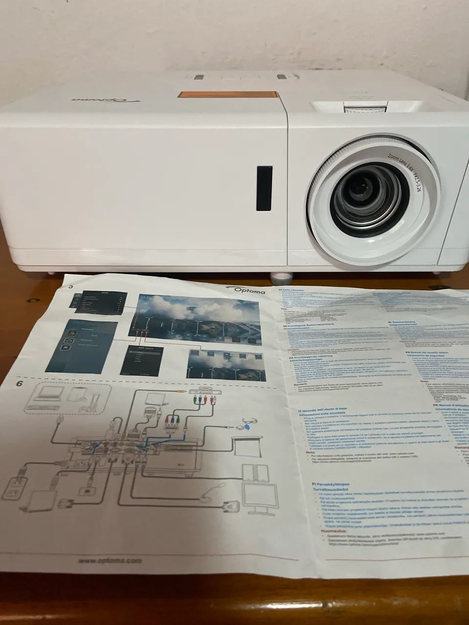 PROJETOR OPTOMA UHZ50 DLP 3000 Lumens XPR 4k Ultra HD HDR HDMI USB BIVOLT  - Foto 2