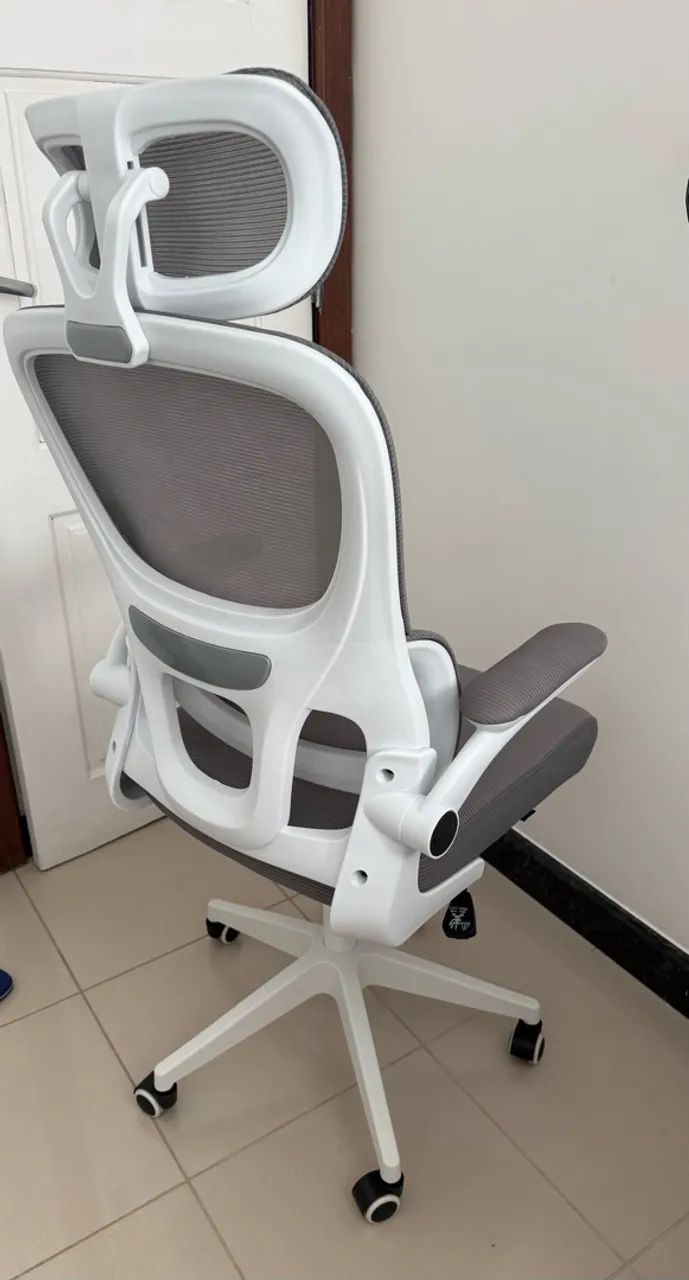 Cadeira ergonômica comprada dia 25/09 - Foto 4